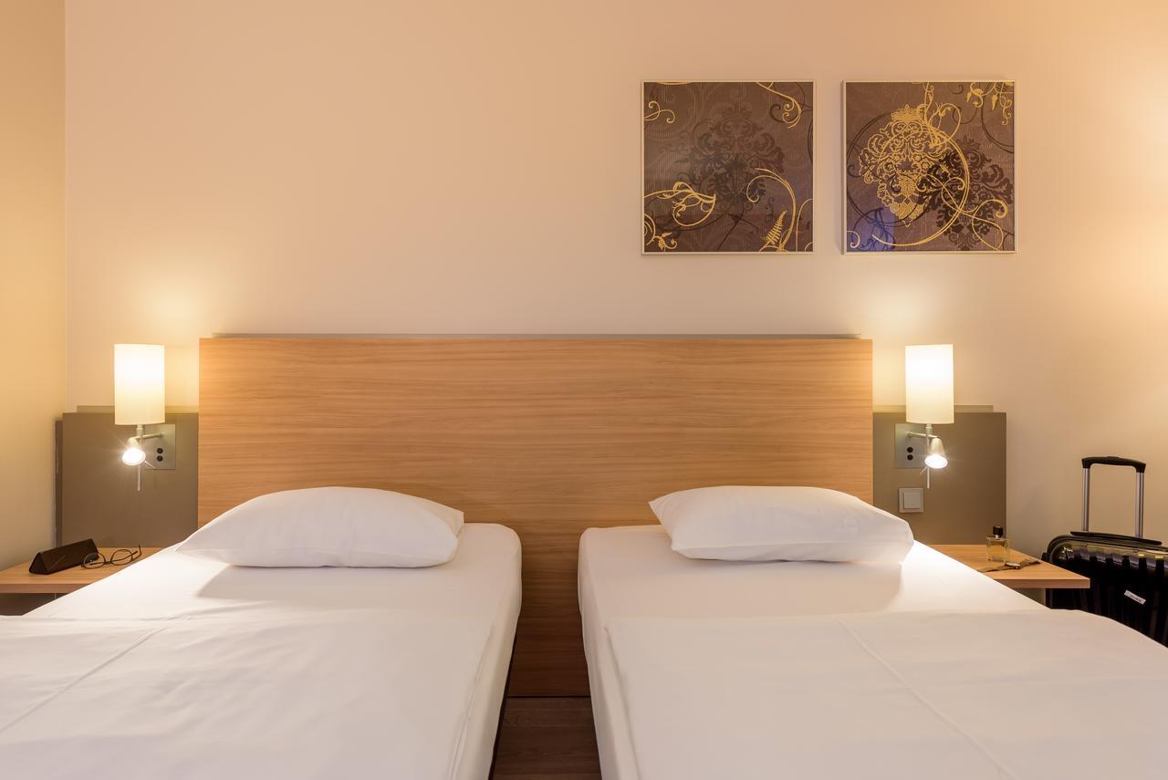 Fuerther Hotel Mercure Nuernberg West Экстерьер фото